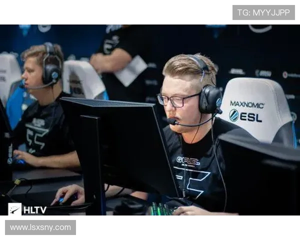 斯图加特官方确认后卫杰利奇内收肌受伤将缺席与科隆的关键较量